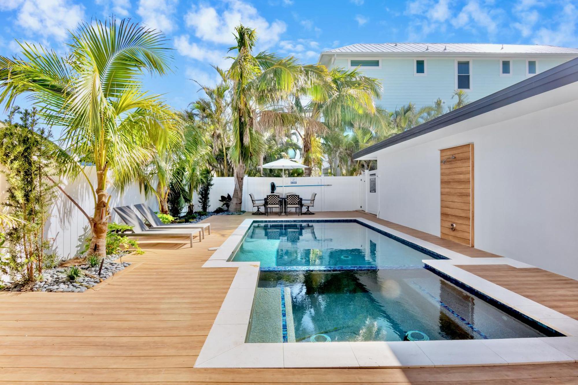 Captain'S Quarters At Anna Maria Island Inn Bradenton Beach Exterior foto